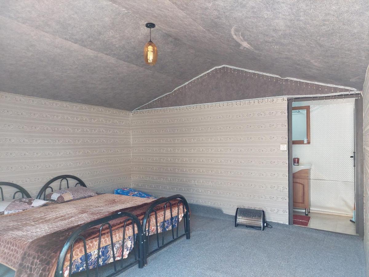 Wadi Rum Oryx Hostel & Tours Екстериор снимка
