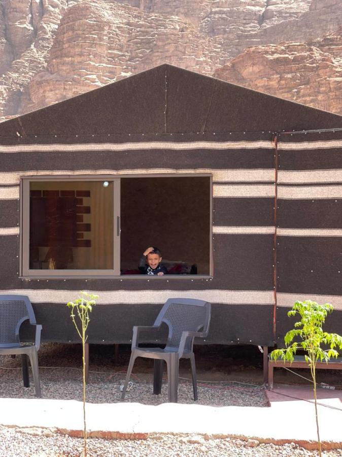 Wadi Rum Oryx Hostel & Tours Екстериор снимка