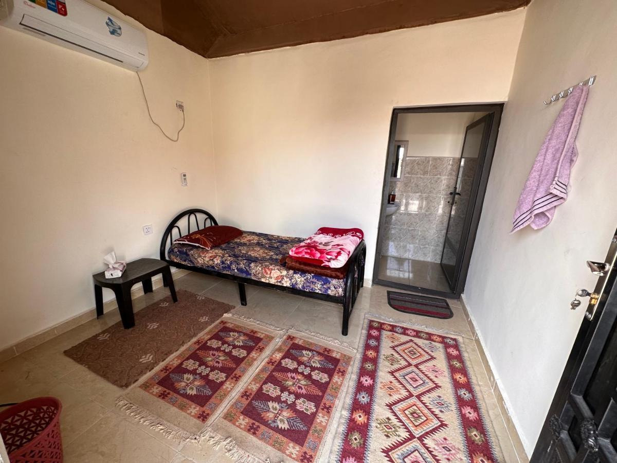 Wadi Rum Oryx Hostel & Tours Екстериор снимка