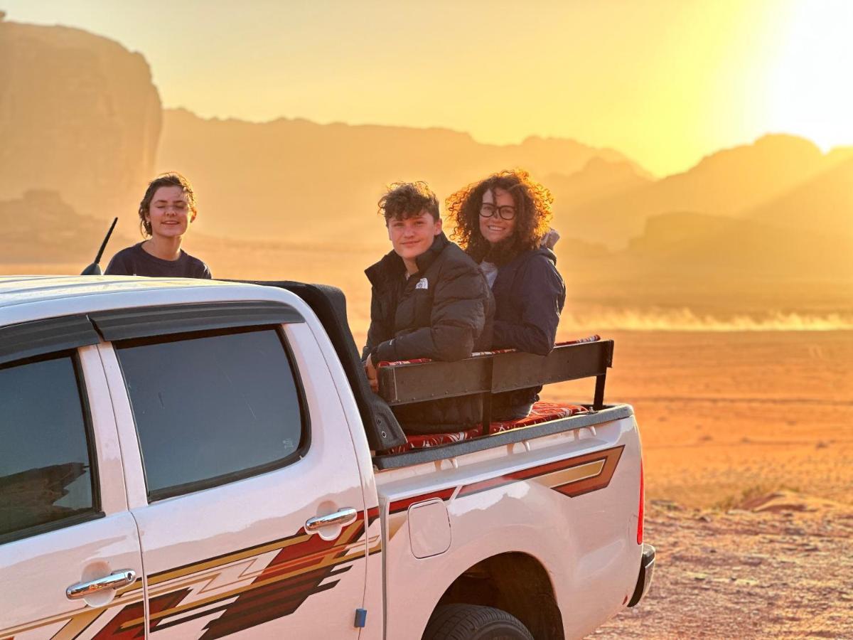 Wadi Rum Oryx Hostel & Tours Екстериор снимка